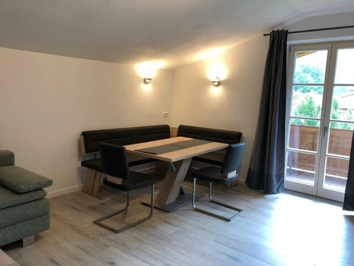 Haus Bergsicht Lofer Apartamento Exterior foto